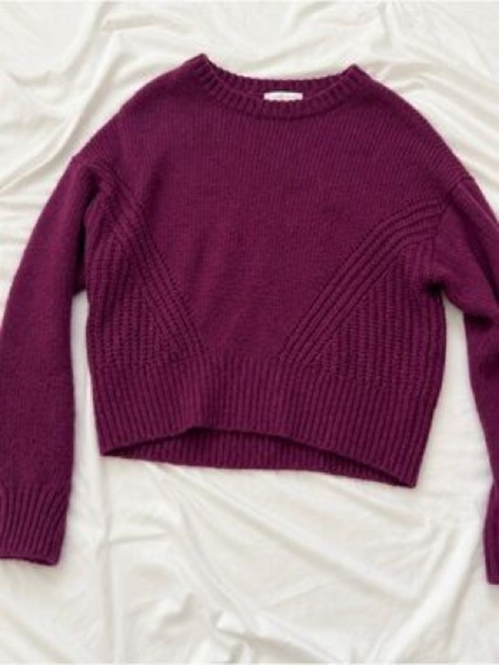 Vintage Aeropostale Burgundy
Boxy Cropped Sweater Women's L
in Deep Plum